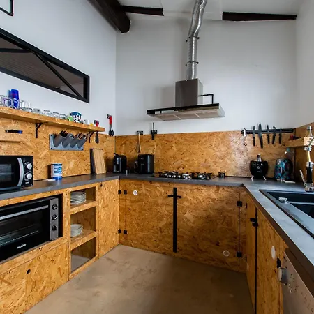 Maison Familiale A 2 Min A Pied De L'institut A Armand Calme Jeux Babyfoot Jacuzzi Proche * Saint-Laurent-dʼAigouze